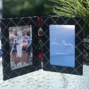 *NEW*Vera Bradley Standing Photo Frame Black/Roses